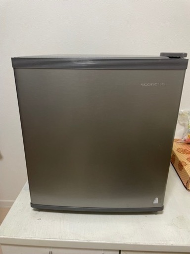 冷蔵庫47L