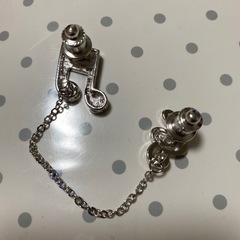ブローチの画像