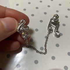 ブローチの画像