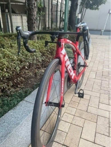 TREK トレック MADONE SLR ロードバイク 自転車　アルテグラ di2 電動ギア 