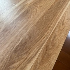 ダイニングテーブルの画像