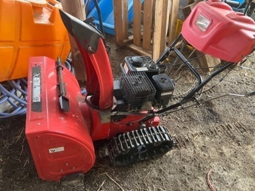 決まりました。配送不可　引き取り限定　エンジン除雪機