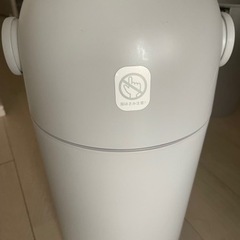 ピジョン Pigeon おむつ処理ポット ステール Suteru (専用カセット不要) ストロング密封構造でニオイを強力ブロックの画像