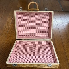 ピクニックバスケットの画像