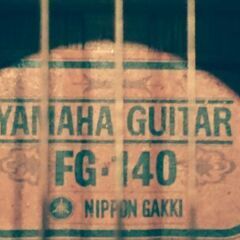 なんと69年製♥️ヤマハ赤ラベル♥️ＦＧ１４０