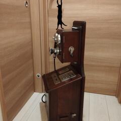 レトロ 公衆電話機の画像