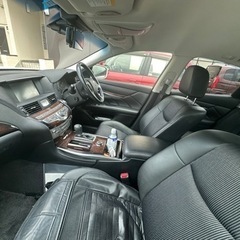 フーガハイブリッド3.5の画像