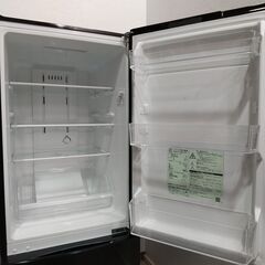 TOSHIBA/東芝/2ドア/ノンフロン冷凍冷蔵庫/153L/3段ガラス棚/GR-P15BS/ブラック/2019年製/幅479mm/右開き/一人暮らし/E0DN0115の画像