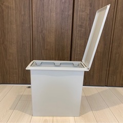 無印良品　ゴミ箱　ポリプロピレンフタが選べるダストボックス　縦開き用の画像