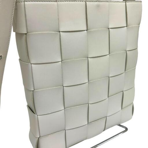BOTTEGAVENETA/ボッテガヴェネタ】 カセットマキシイントレ