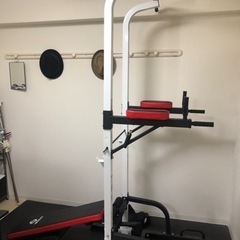 ぶら下がり健康器　ベンチ　マット付き　中古　美品　スポーツ フィットネス、トレーニング　の画像