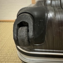 🌟訳あり　キャリーケース　スーツケース　64Lの画像