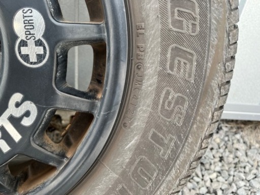 受け渡し予定決まりました175/80/16 ジムニー　夏タイヤ黒ホイール付１６インチ
