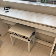 ローランド　電子ピアノ　F-140R 白　椅子付き