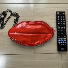【中古】唇型ショルダーバッグの画像