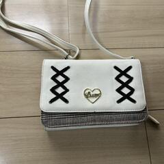 『値下げ❗❗❗』【中古】キッズサイフ付ショルダーバッグ白