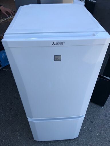 三菱 【右開き】146L 2ドアノンフロン冷蔵庫 keyword キーワードホワイト MR-P15EC-KW