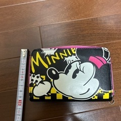 ミッキー、ミニー財布の画像