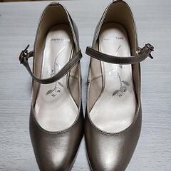 マリークレールのパンプス