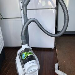 IC-C100-W サイクロン式掃除機 ホワイト [サイクロン式]