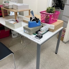 テーブル2台⭐︎状態綺麗です。の画像