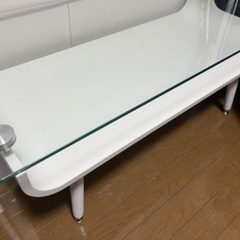 ガラステーブル