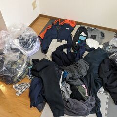 男性服　約１５KG