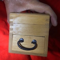 『お取引中』レトロ　鰹節削り器