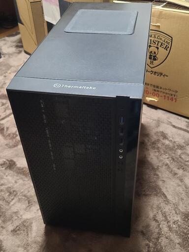 更に値下げしました❗ Thermaltake Versa H18 ミニタワー型PCケース CA-1J4-00S1WN-00 RGBファン5個付属