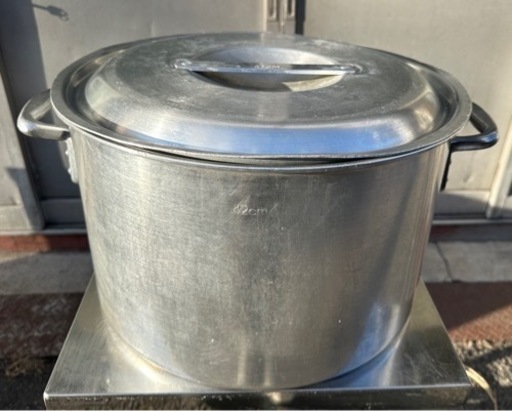 業務用 大型 寸胴 寸胴鍋 直径45×高さ28.5(cm) 両手鍋 蓋付き 厨房用品 厨房機器 機材 店舗用品 ラーメン スープ 調理 鍋 大阪発