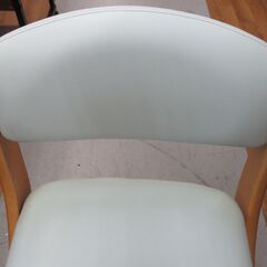 R216 KOIZUMI 天然木 学習用椅子 キャスター付き、油圧昇降、幅42cm Used