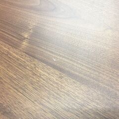 三角 ダイニングテーブル ウォールナットの画像