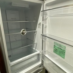 🐧【冷蔵庫 】1･2人用 アイリス2Door 231L/わずか3ヶ月使用【冷蔵庫地域最大の在庫数 アールワン田川】の画像