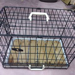 ペット用の持ち運びケージとトイレとホットアンカ