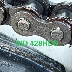 バイクKawasaki klx125の純正チェーン中古の画像