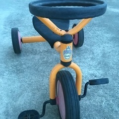 ボーネルンド　ウィンザー　ペリカン　三輪車　ガレージ