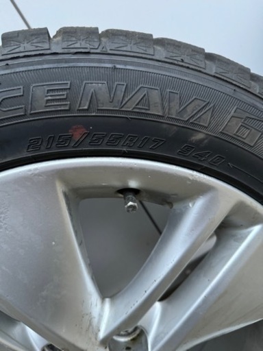 車のパーツ タイヤ、ホイール