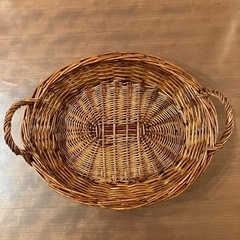 フルーツ　籠　カゴ　小物入れ　木製　つる　　持ち手　取手の画像