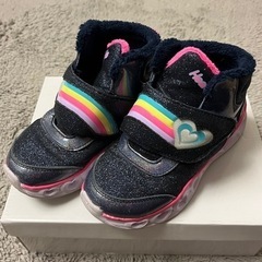 美品　キッズ　光る靴　スケッチャーズ　19cm