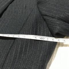 ブラック　シンプルスーツ　ストライプ　リクルート　ビジネスの画像