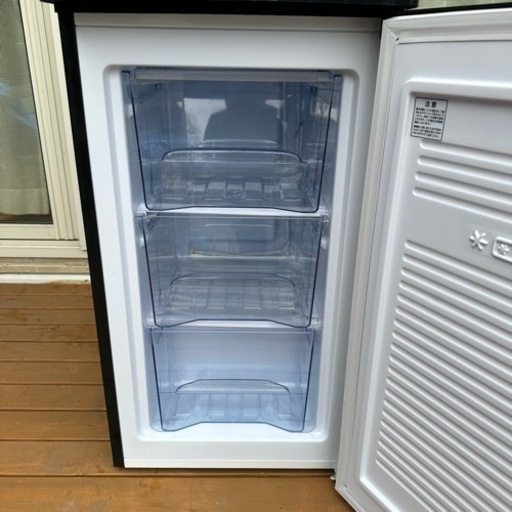 前開き式ノンフロン冷凍庫 60L IUSD-6A-B ブラック他店相場20,000円前後