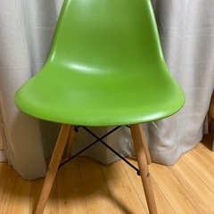 イームスチェア　椅子
