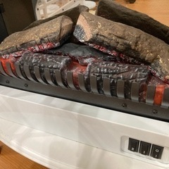 オプティフレーム アークリー AKL12WJ 暖炉型 ファンヒーター ストーブ 電気暖炉の画像
