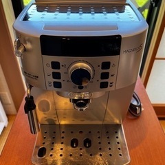 決まりました☆デロンギ　コンパクト全自動コーヒーマシン☆