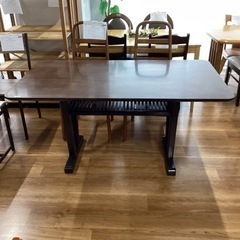 ダイニングテーブル　￥4000【町田市再生家具】233278