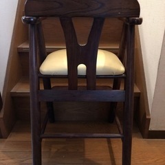 子ども用ハイチェアの画像