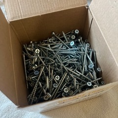 ネジ  DIYに！ 取りに来られる方、差し上げますの画像