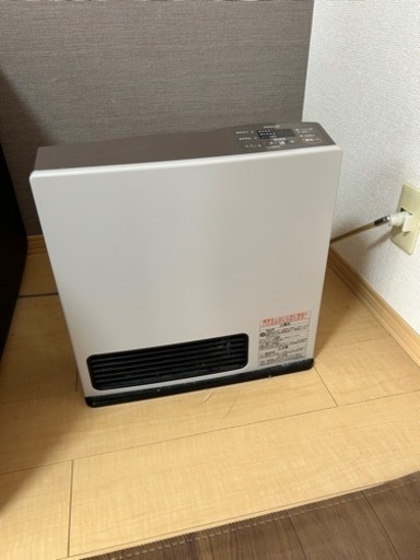 家電 季節、空調家電 ファンヒーター