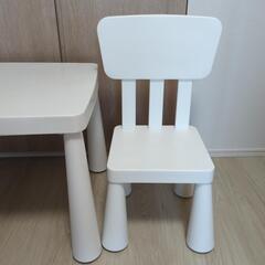 イケア子供用机及び椅子セットの画像
