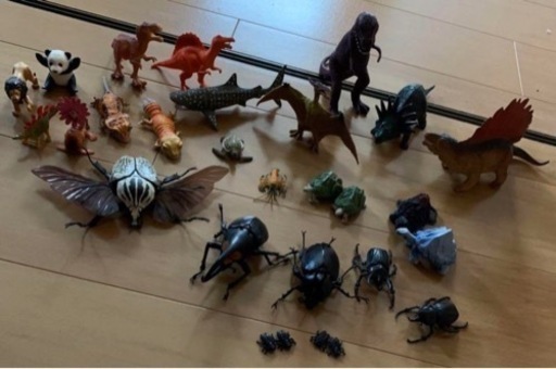 恐竜 電車 昆虫 動物 車ミニカー ぜんまいおもちゃ など男の子用